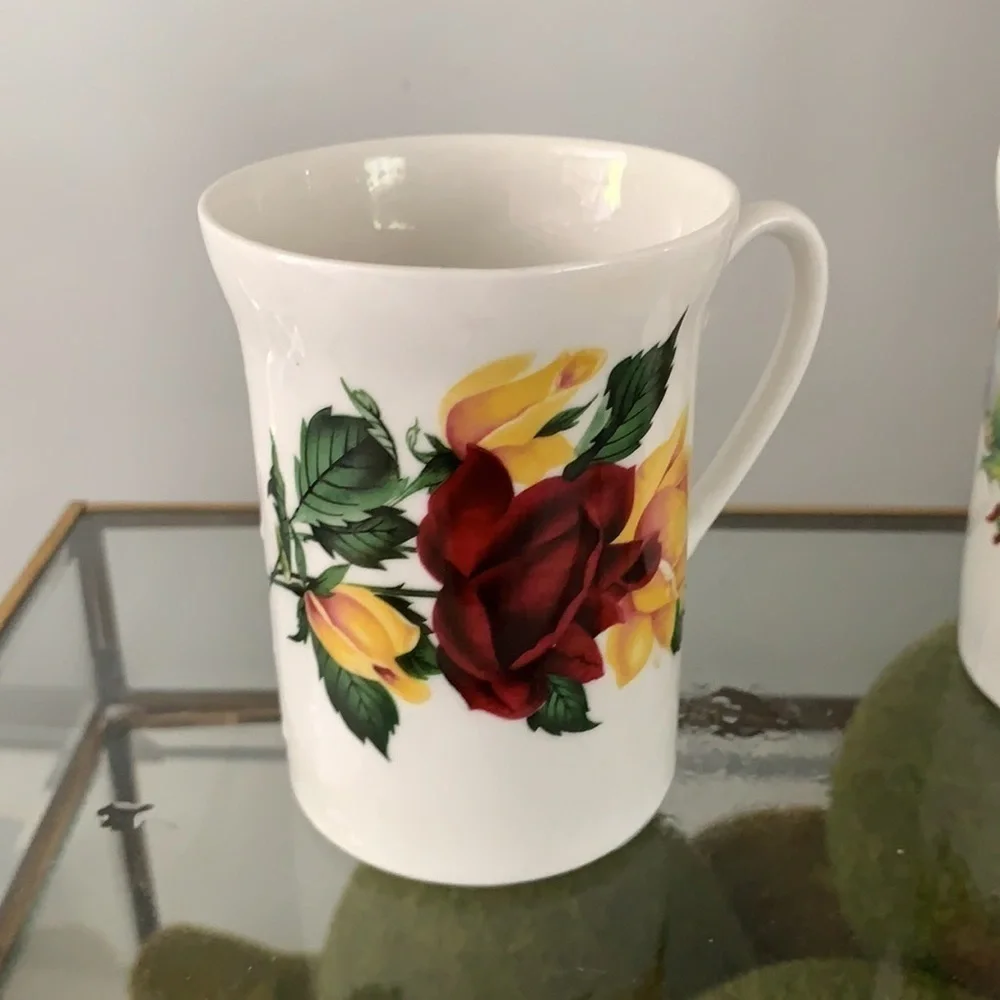 Set of 2 China‎ Tea Coffee Mug royal london bone England mugs floral Victorian
